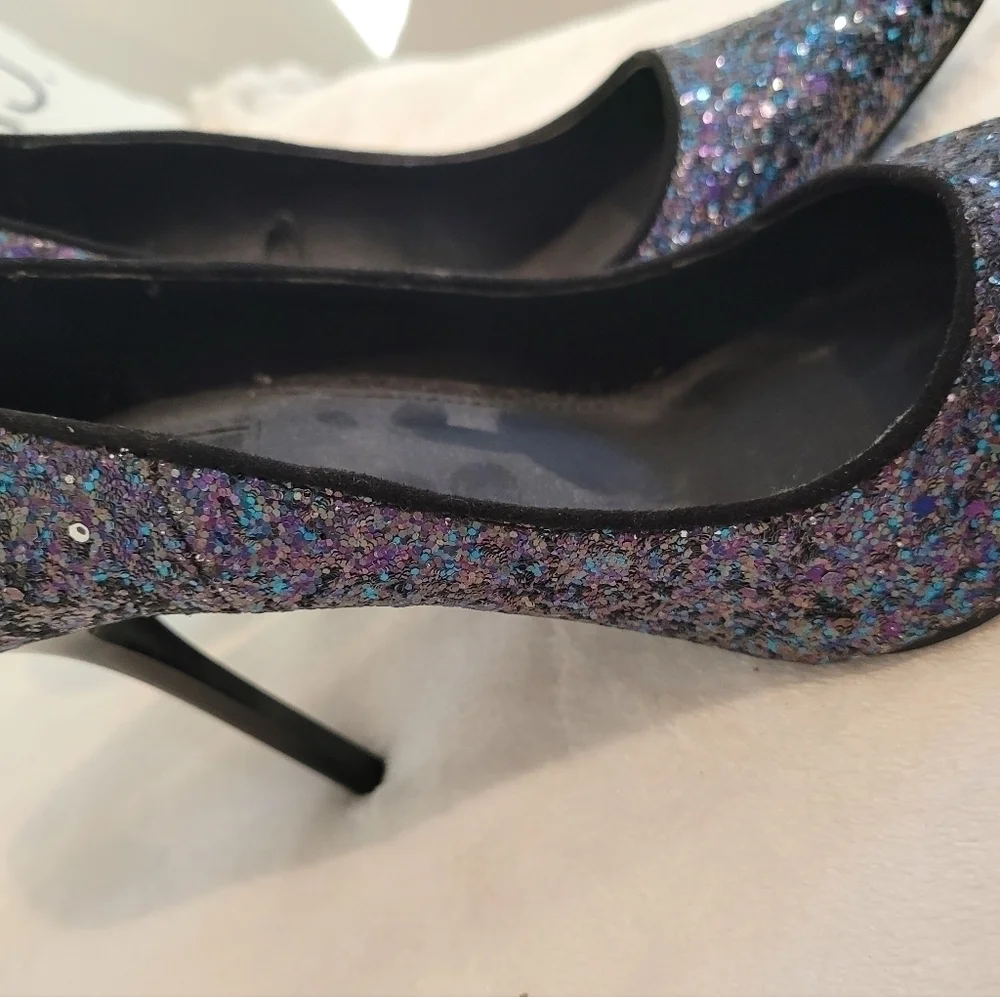 GLITTER heels! - Picture 2 of 7